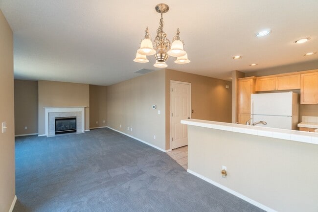 Photo - Beautiful Bethany 3 Bedroom Near Parks & Schools!