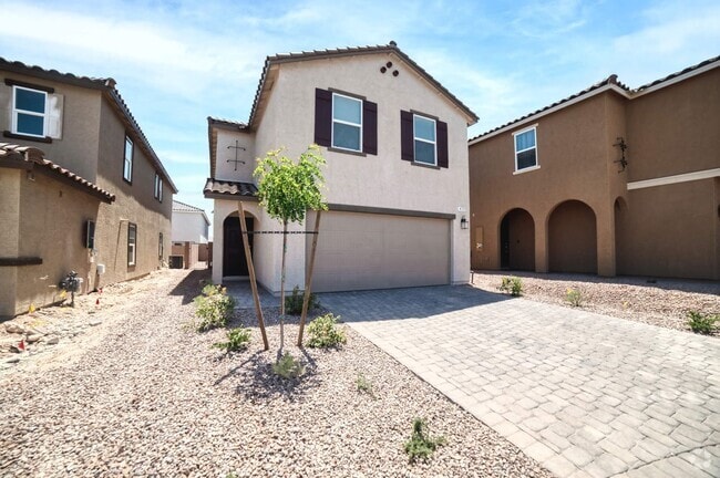 Building Photo - MOVE-IN READY! AMAZING 2023 3-BEDS 2.5 BAT... Rental