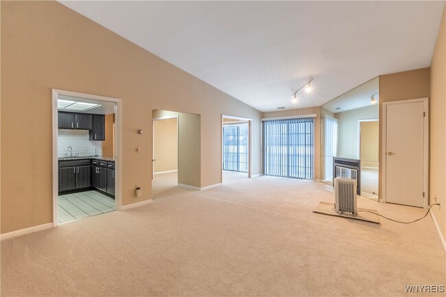 Photo - 1105 Youngs Rd