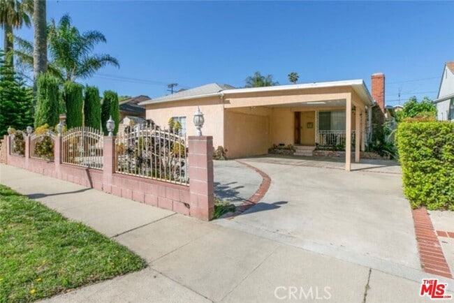 Photo - 7007 Cantaloupe Ave