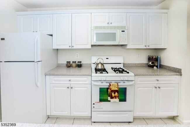 Photo - 121 Courter Rd Unit 82