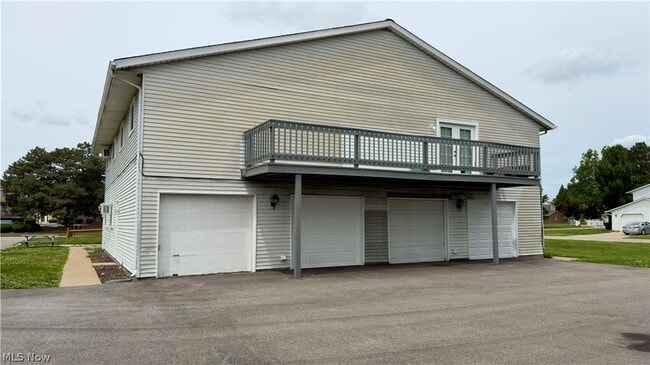 Photo - 229 Brunswick Dr
