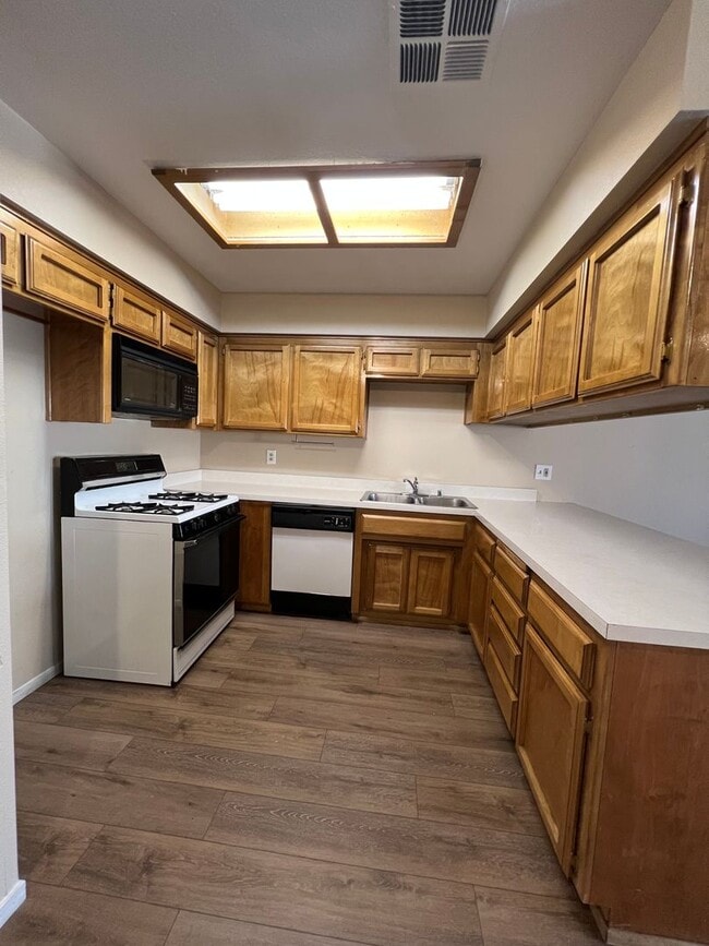 8609 Lyn River Ct Unit B