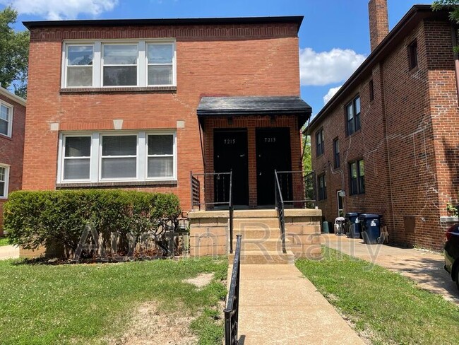 Building Photo - 7215 Amherst Ave