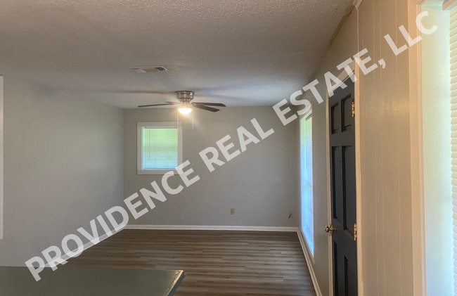 Photo - 114 Par Rd 111