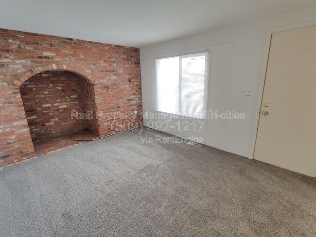 Photo - 729 S Fir St