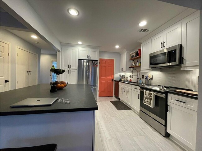 Photo - 2751 Farmstead Rd