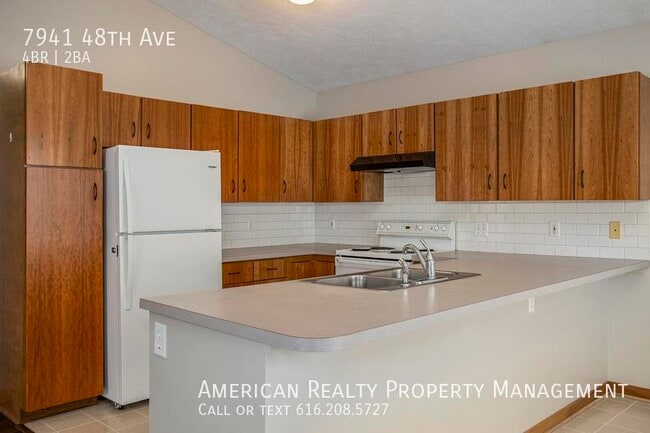 Photo - 7941 48th Ave