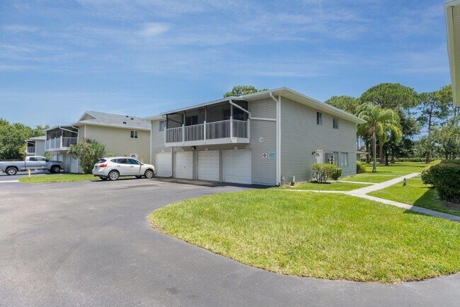 Photo - Lovely 2 Bedroom Condo Now Available - Pine Shadows Close to Valencia