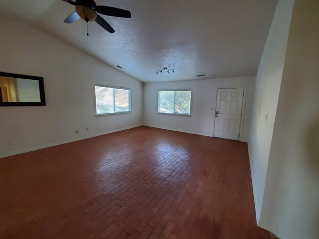 Gran salón - 72 Camino de las Huertas