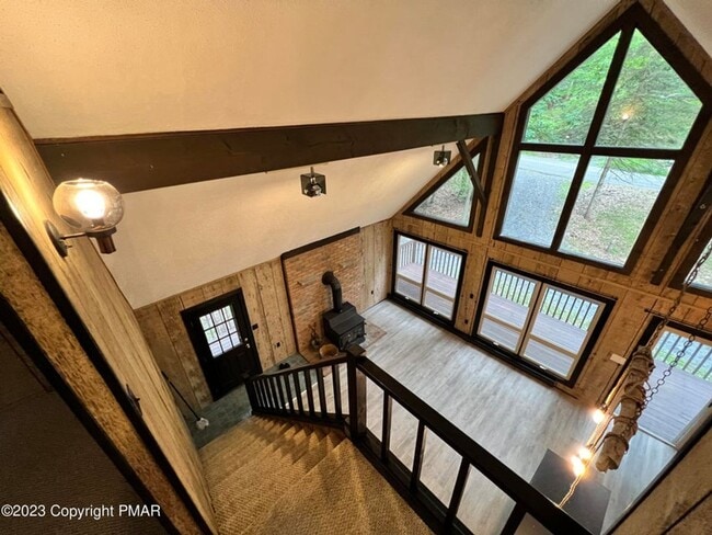 Photo - 211 Dorchester Dr