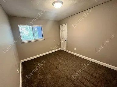 Photo - 3542 Ingersoll St