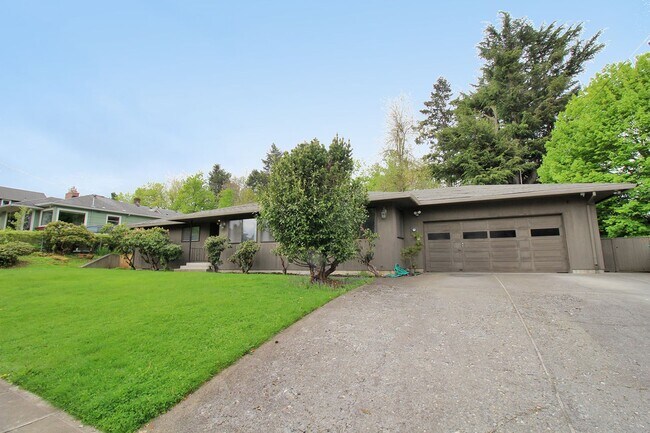 Photo - 2727 SE 58th Ave