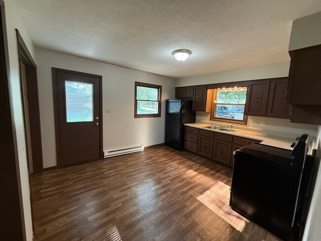 Photo - 1820 Oliver Ct