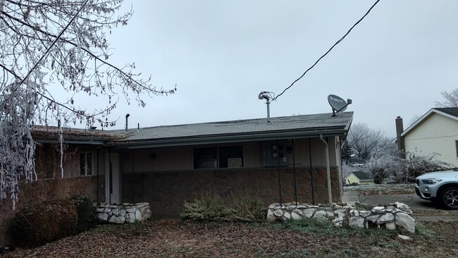 Photo - 1112 SE Cotter Pl House