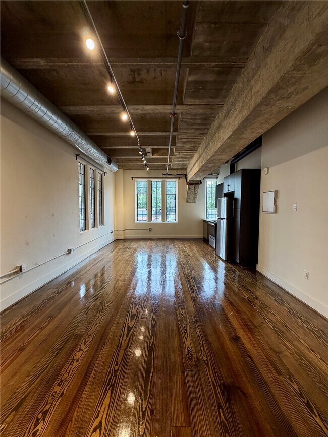 Photo - 4411 Dallas St Unit 1