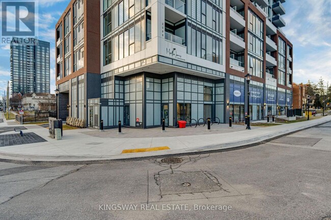 Photo - 2088 James St Unit 207