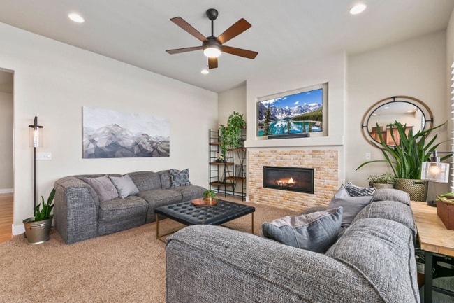 Photo - 1061 Mount Columbia Dr