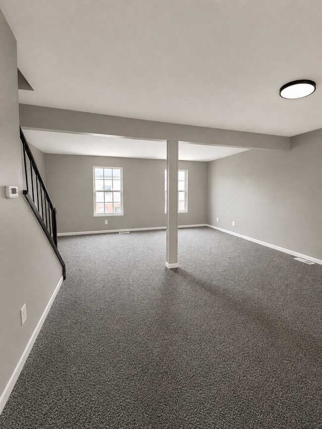 Photo - 190 Dell Ave