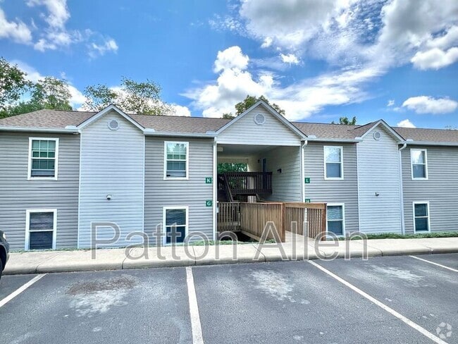 Building Photo - 25 Maybelle Ln Unit Maybelle H Rental