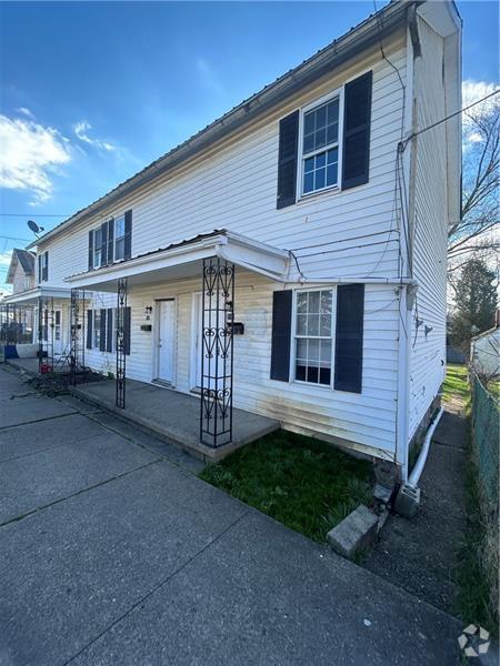 Building Photo - 736 Ewing St Rental