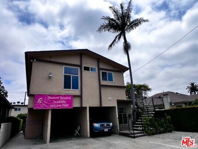 Building Photo - 1336 W 37th Dr Unit #3 Rental