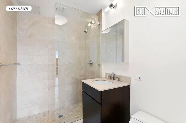 Photo - 181 E 119th St