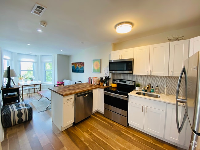 Building Photo - 602 M St NW Unit #3 Rental