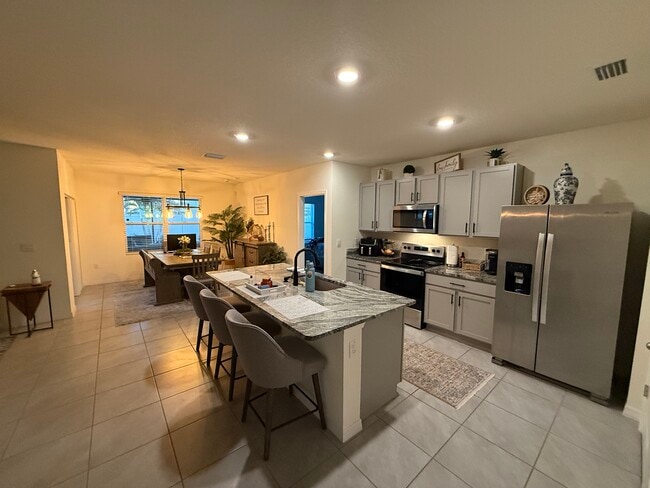 Kitchen - 17014 Avon Dive Ln