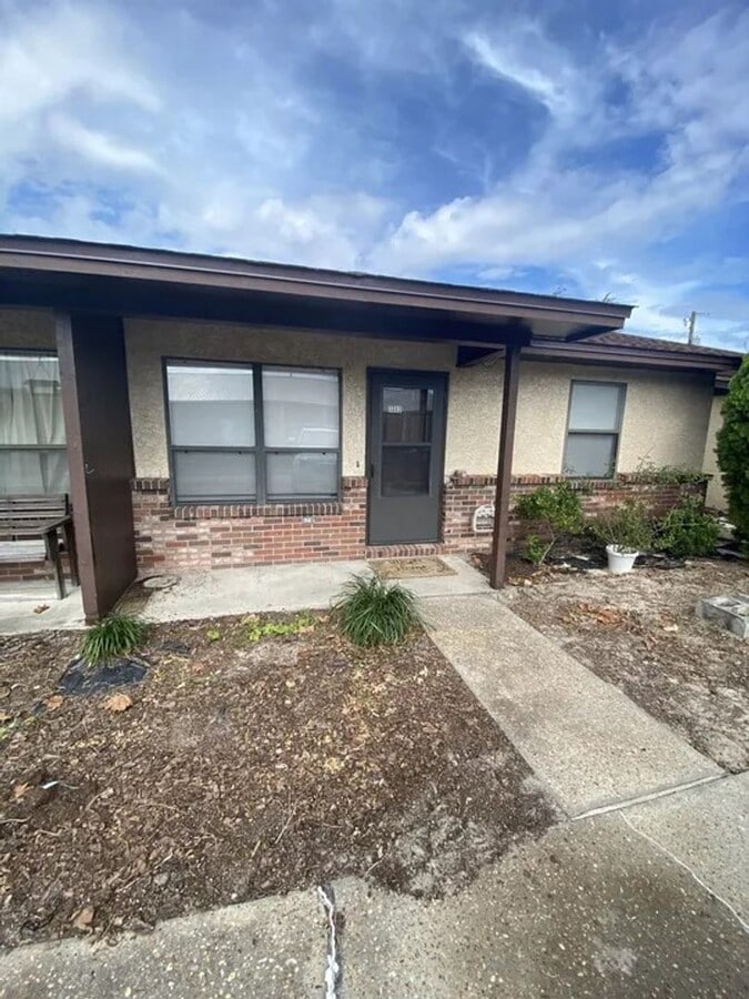 2 Bedroom, 1 Bath - 2 Bedroom, 1 Bath