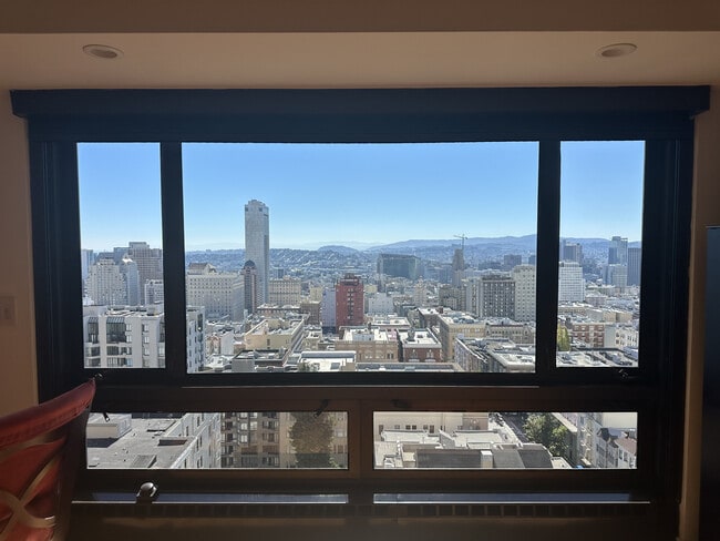 Building Photo - 1177 California St Unit 823