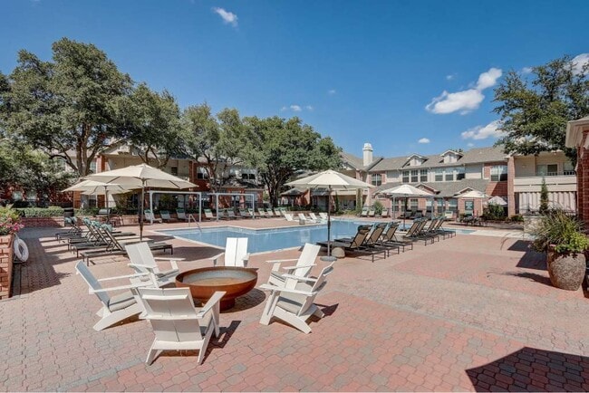 Photo - Courts of Bent Tree