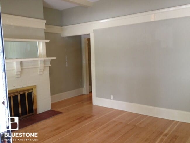 Photo - 1540 SE Ladd Ave Unit B