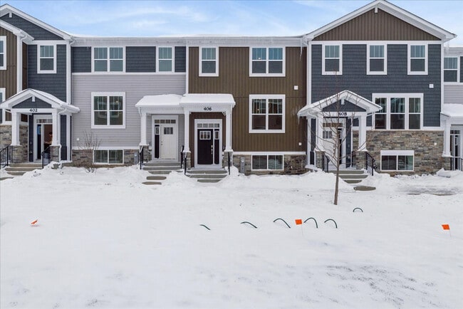 Building Photo - 406 Red Oak Cir