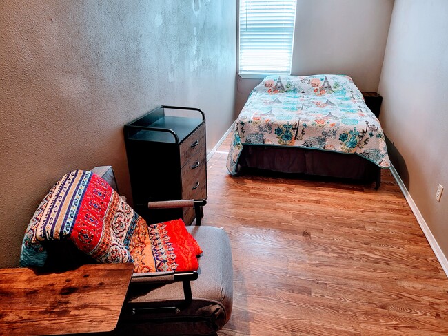 Building Photo - Woodland Village B Rental