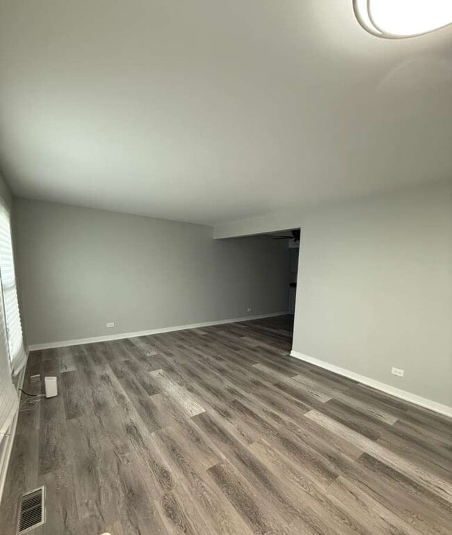 Photo - 1311 Kingsbury Dr Unit E