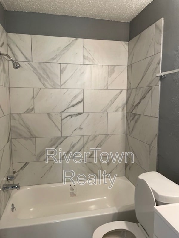 Photo - 3755 Fairmont Ave