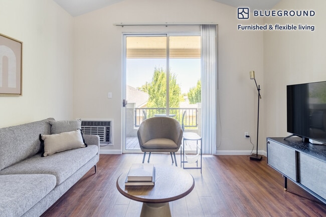 Building Photo - 20661 Forge Way Rental