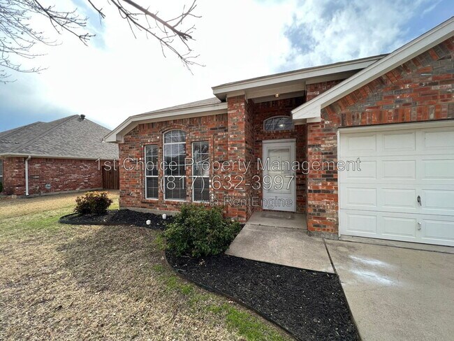 Photo - 405 Willow Vista Dr