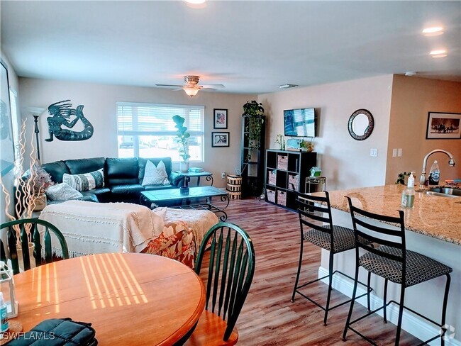 Building Photo - 12080 Moss Dr Rental