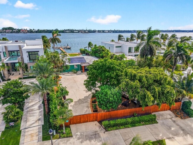 Photo - 2910 N Flagler Dr