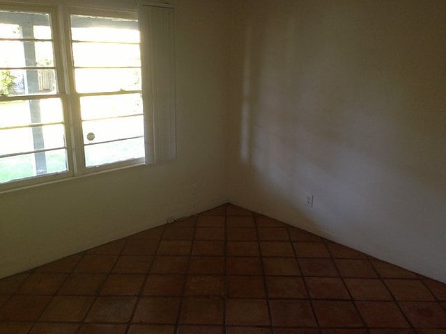 Photo - 514 W 9th St