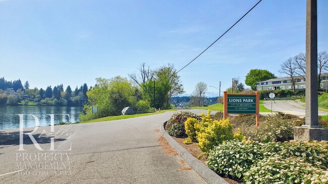 Photo - 3-Bedroom Near Lions Field with Fenced Yard & Covered Patio