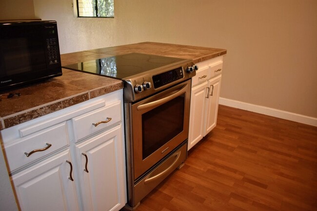 Photo - 3290 Rockview Pl Unit 6
