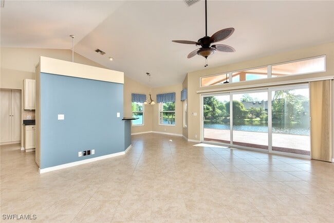 Photo - 3563 Kent Dr