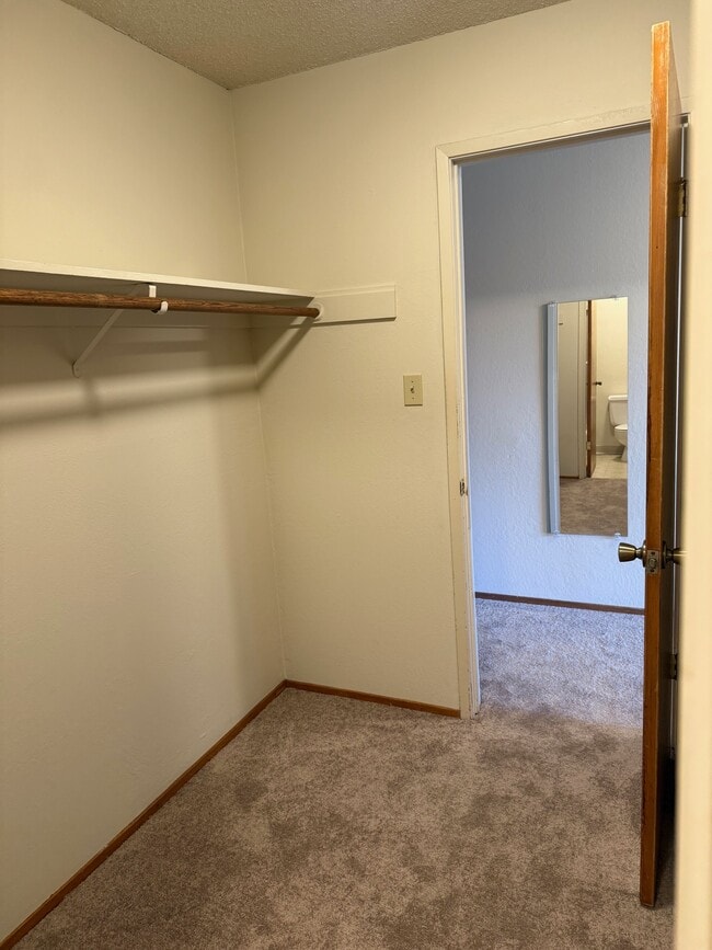 2000 Durant Ave