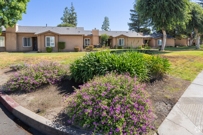 Community Area - Caldwell Village Apartments