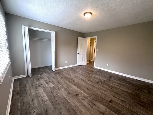 Photo - 545 E 3rd St Unidad APT3