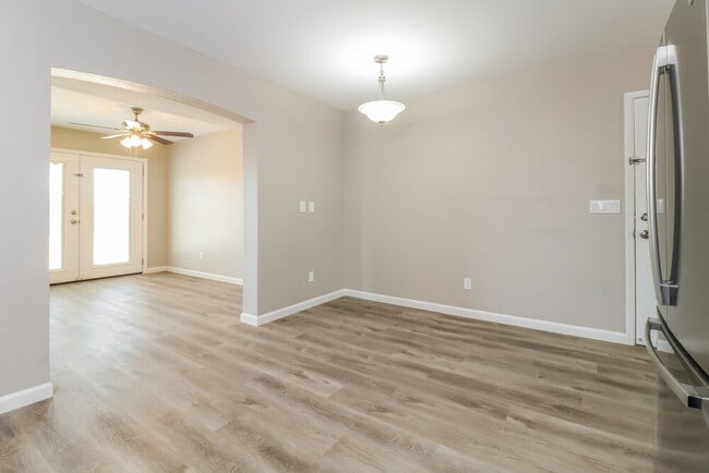 Photo - 9922 N 88th Ave