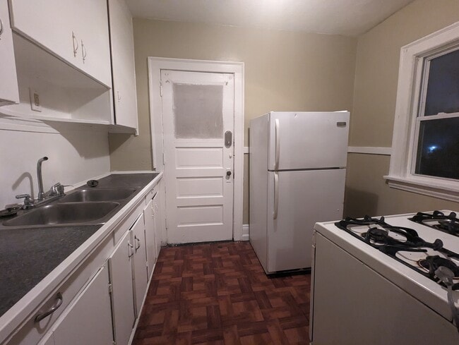 Photo - 10424 Joan Ave Unidad 4